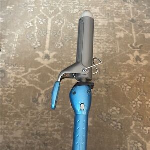 Blue Hair Styling Curling Iron